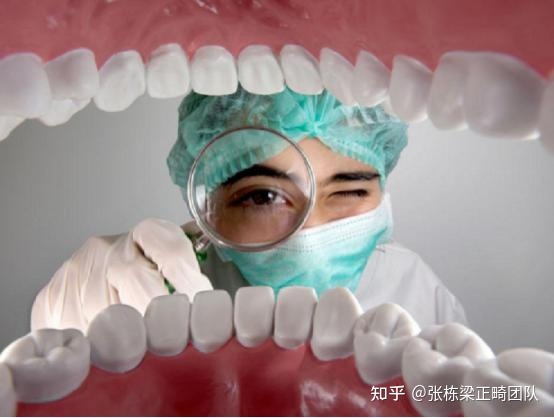 沖牙器與清水漱口 口腔衛生的雙重維度